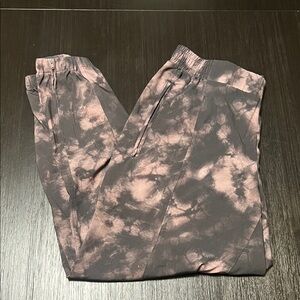 GAP Joggers in Charcoal/Blush